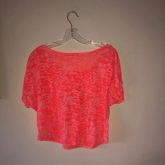 Top - Picture 2 of 4